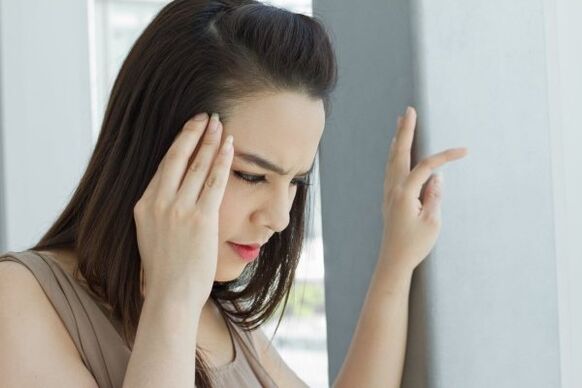 Douleur à la tête pour l'hypertension